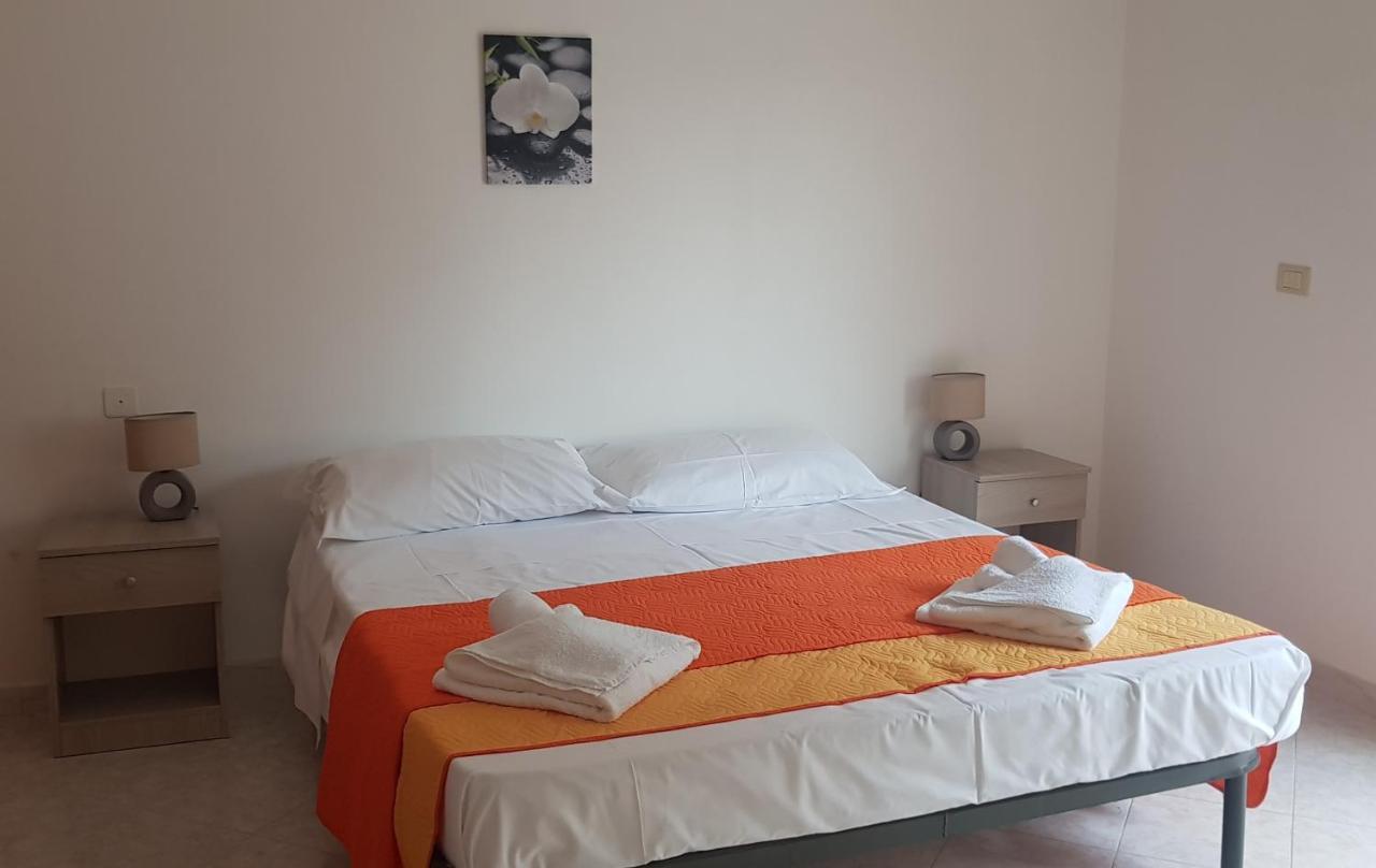 גיארדיני נאקסוס B&B La Costa Di Naxos מראה חיצוני תמונה