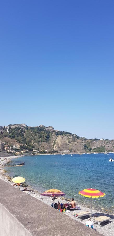גיארדיני נאקסוס B&B La Costa Di Naxos מראה חיצוני תמונה